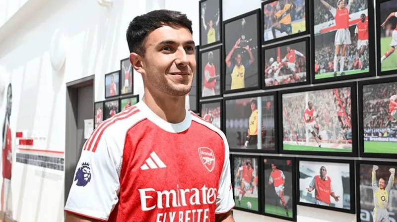 zubimendi-va-gyokeres-cung-toa-sang-arsenal-tu-tin-dua-vo-dich